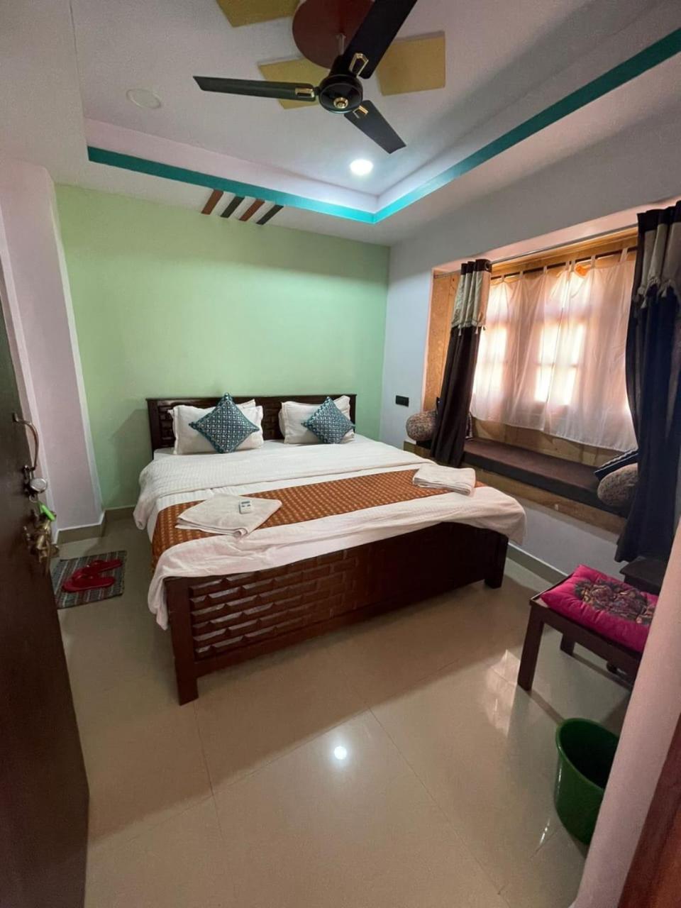 Hotel Neem Haveli Jaisalmer Bagian luar foto