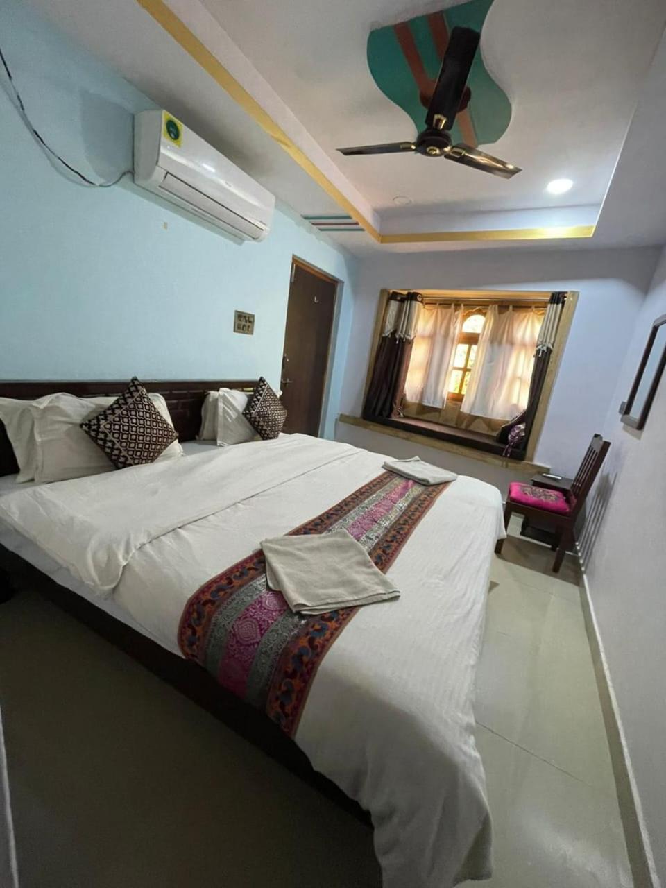 Hotel Neem Haveli Jaisalmer Bagian luar foto