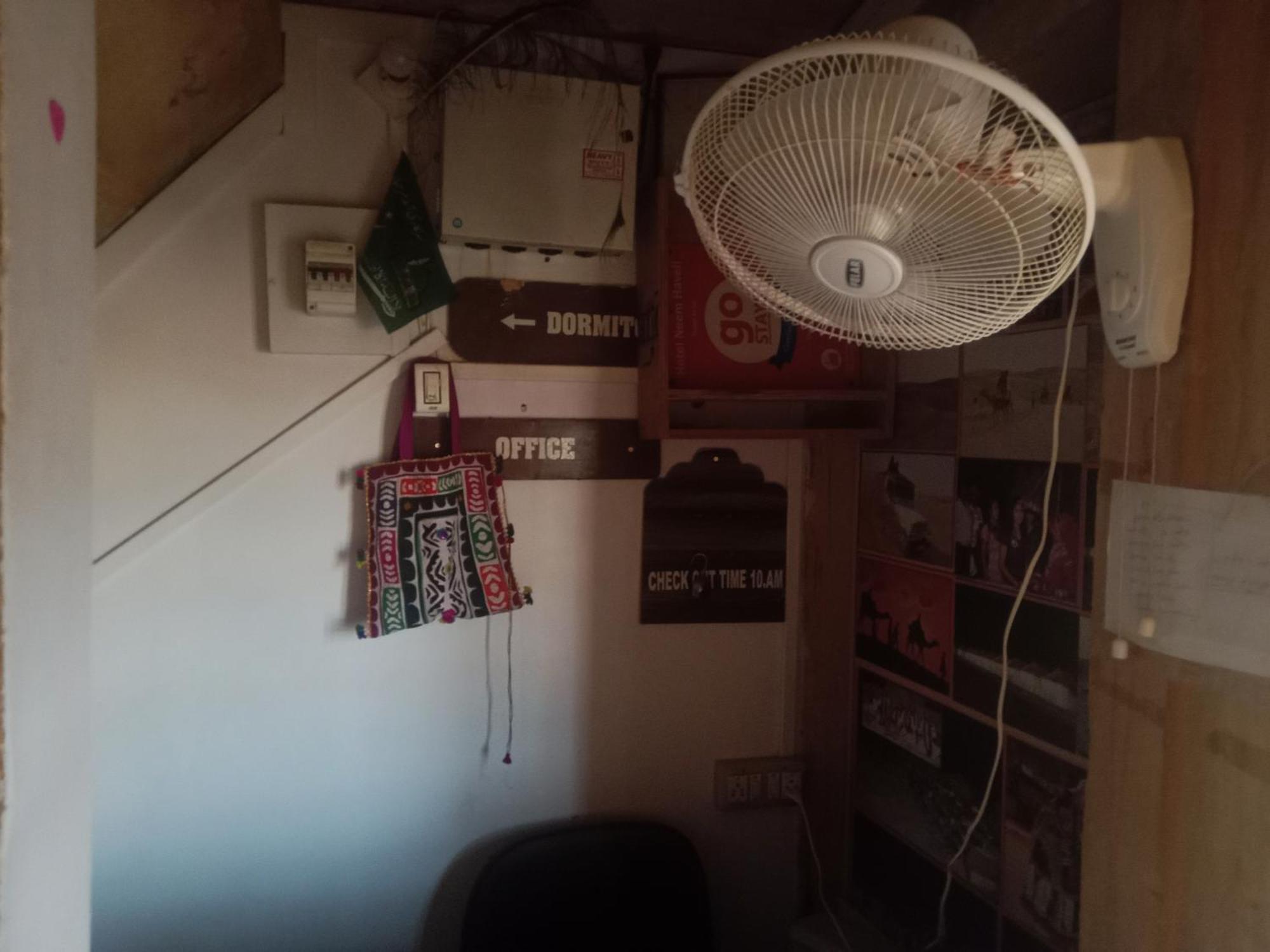 Hotel Neem Haveli Jaisalmer Bagian luar foto