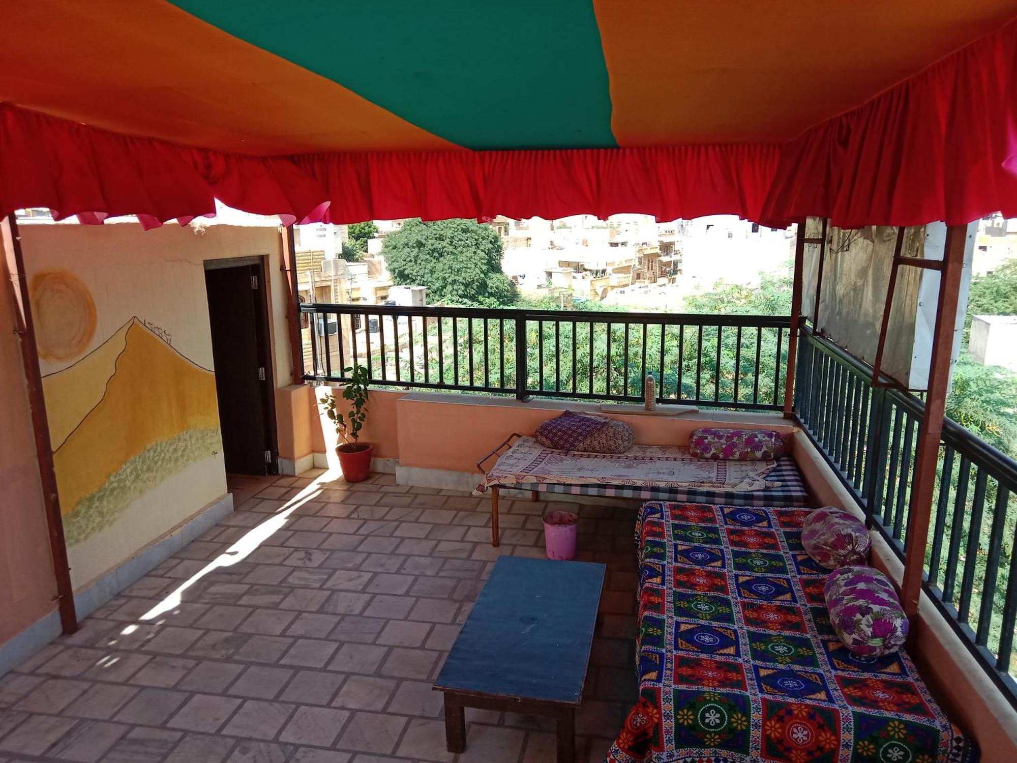 Hotel Neem Haveli Jaisalmer Bagian luar foto